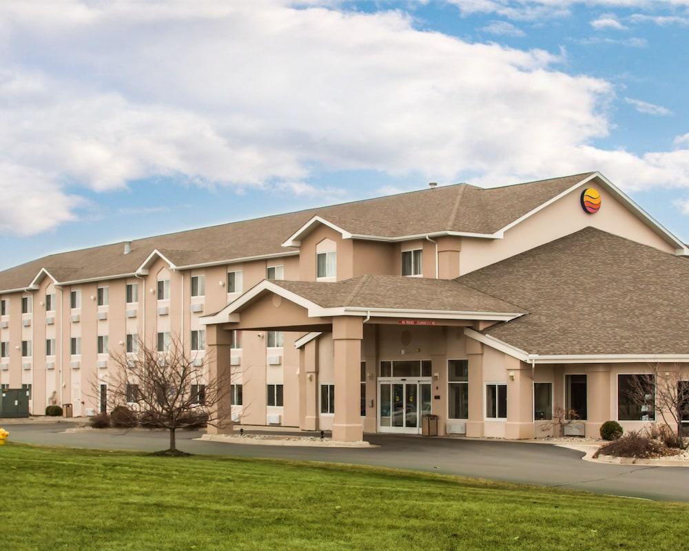 Comfort Inn & Suites Dimondale - Lansing Экстерьер фото
