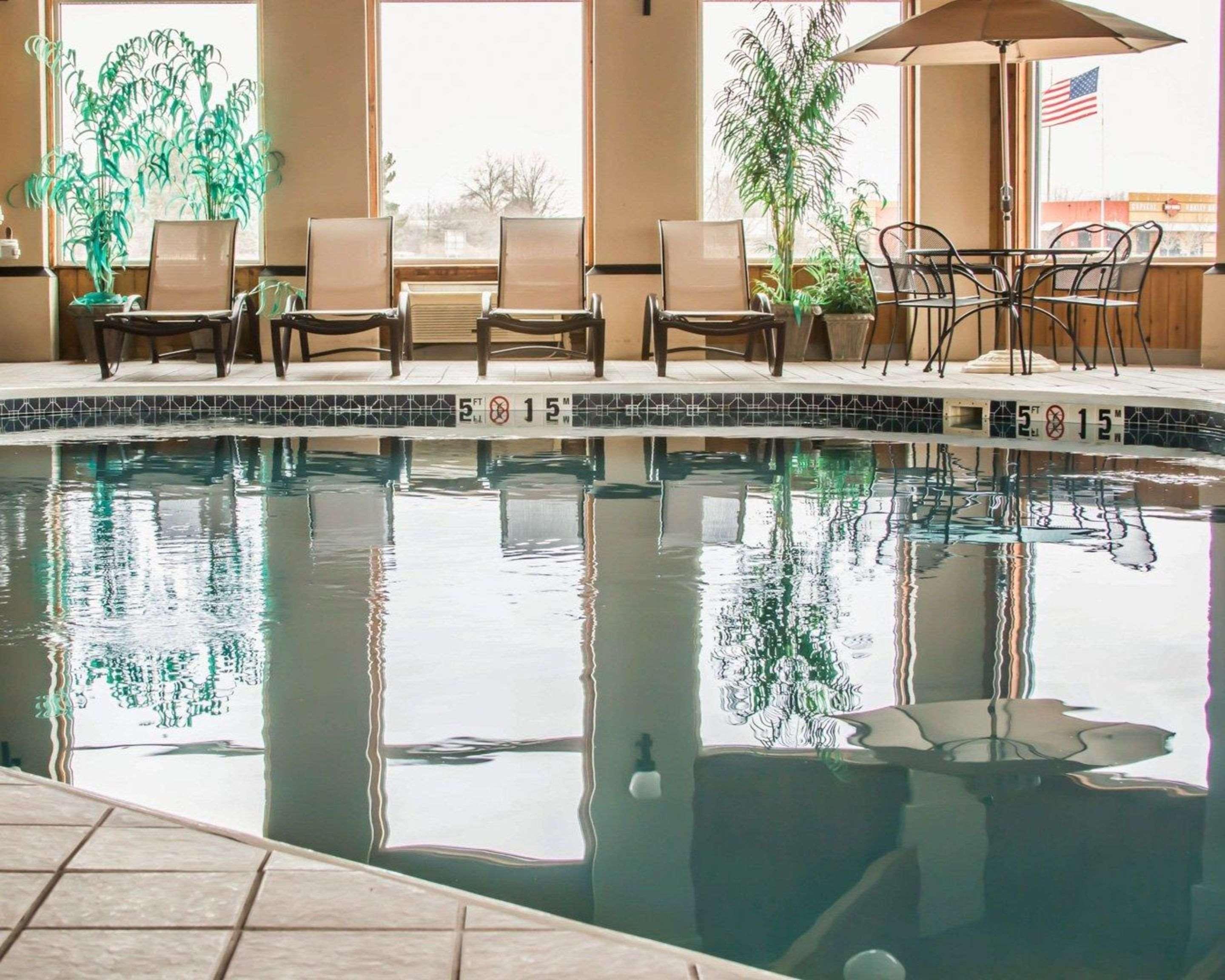 Comfort Inn & Suites Dimondale - Lansing Экстерьер фото