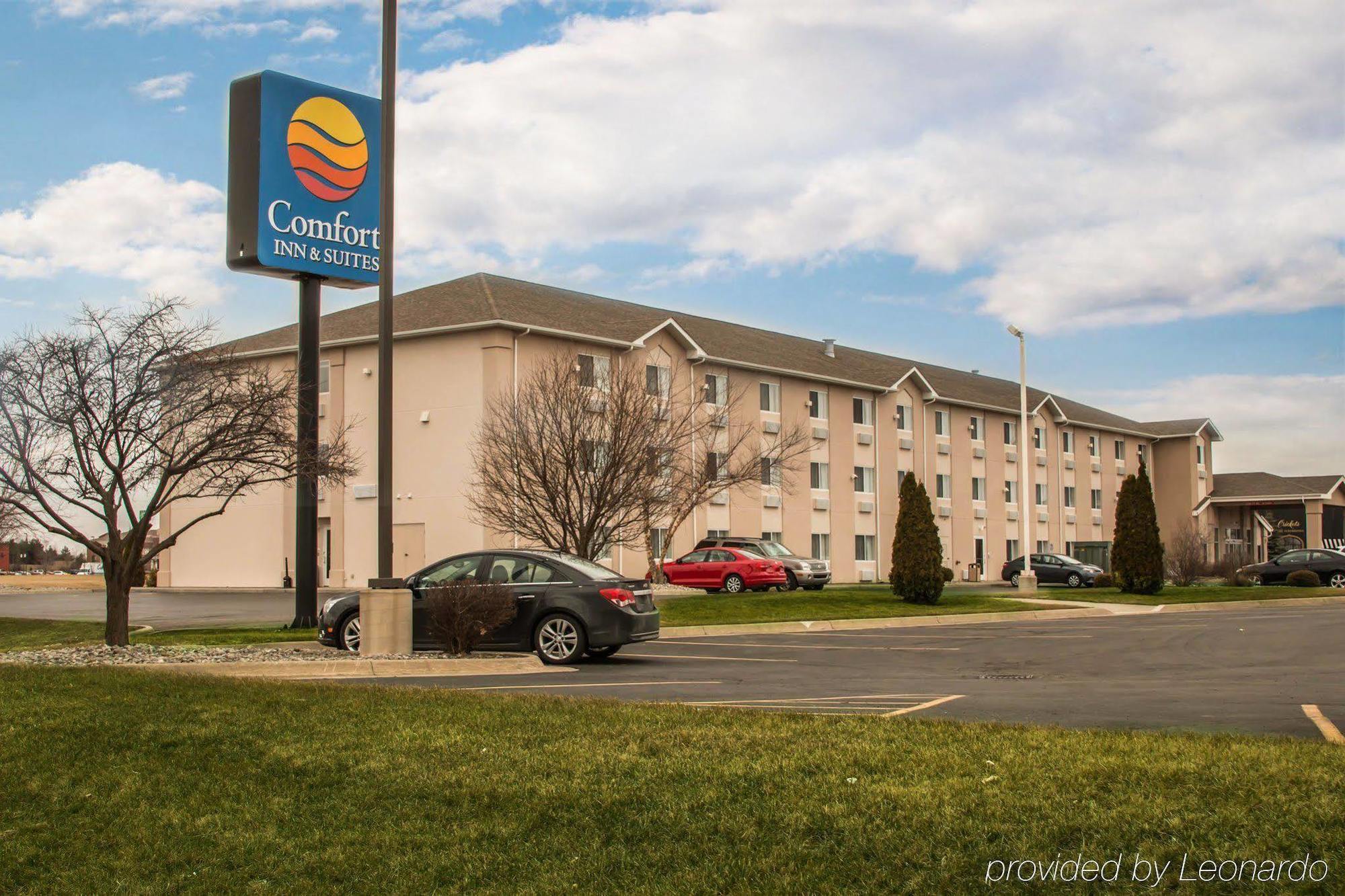 Comfort Inn & Suites Dimondale - Lansing Экстерьер фото