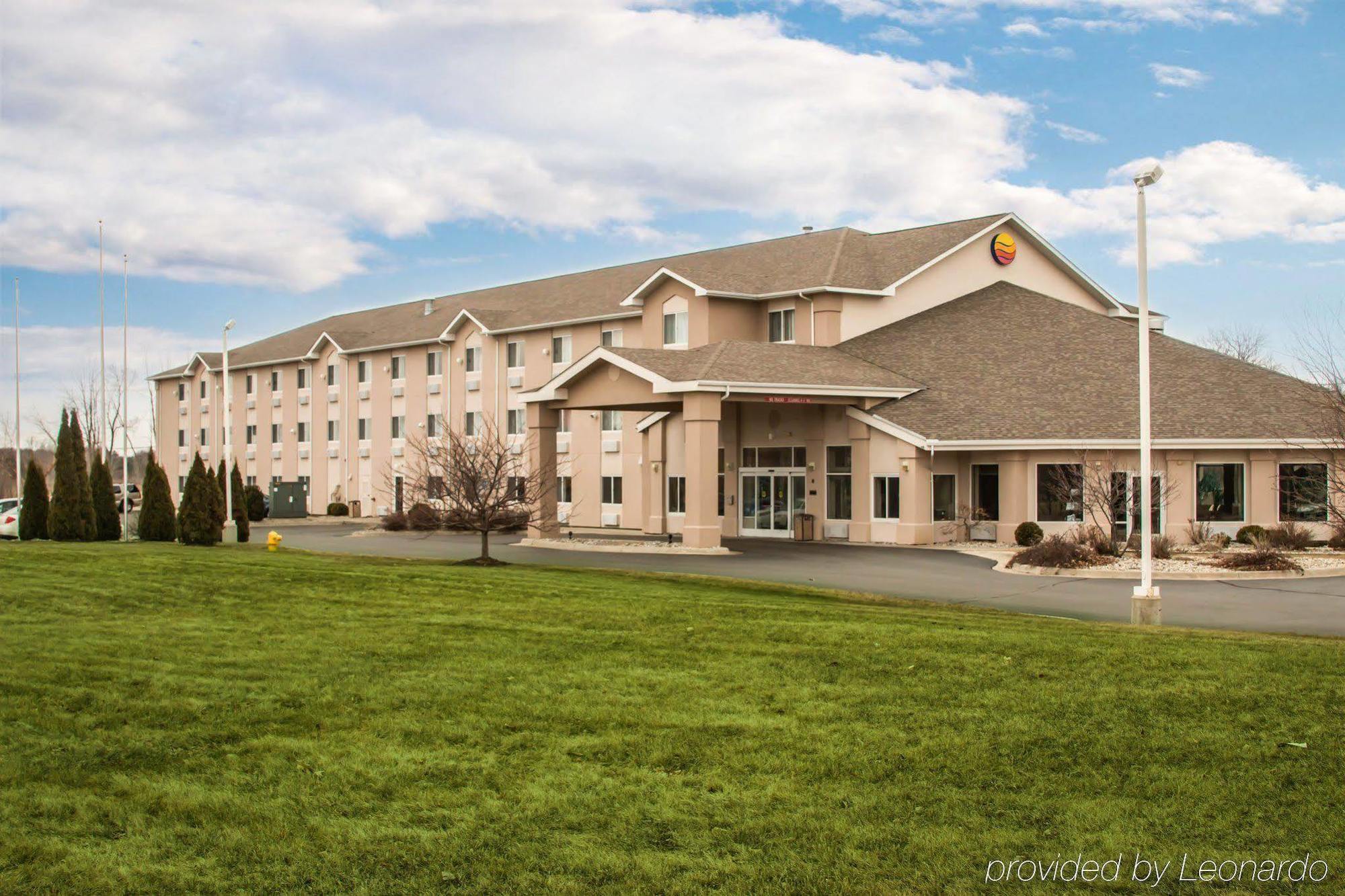 Comfort Inn & Suites Dimondale - Lansing Экстерьер фото