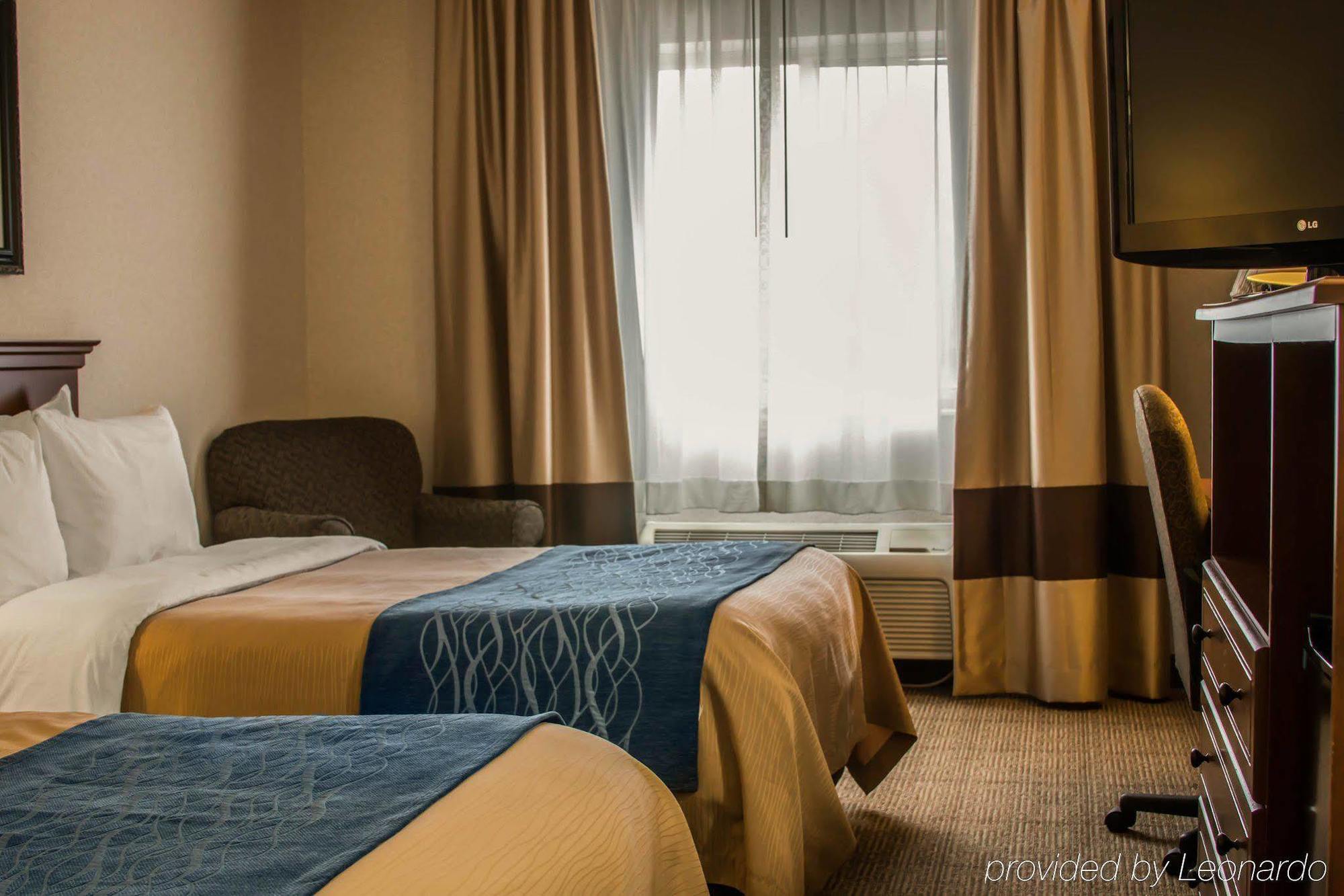 Comfort Inn & Suites Dimondale - Lansing Экстерьер фото